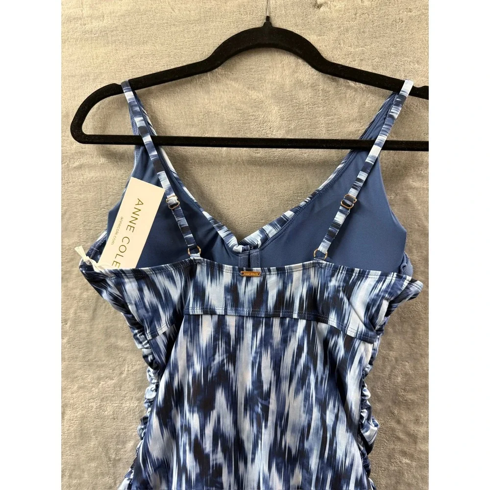 Anne Cole Women Blue White Abstract Twist Front One Piece Swimsuit NWT Sz 6 $108